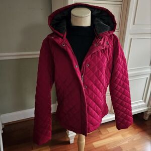 Calvin Klein Women Hooded Quilted Jacket. Size Medium. Color: Deep Brick Red